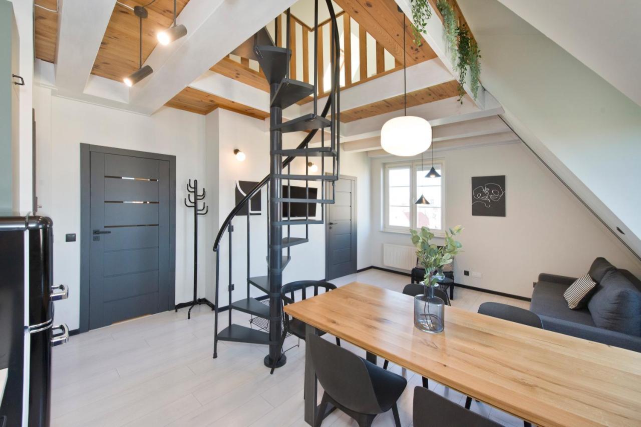 Zacisze Apartment *